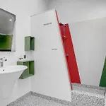 4 Bedroom Awesome In *
