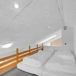 4 Bedroom Awesome In