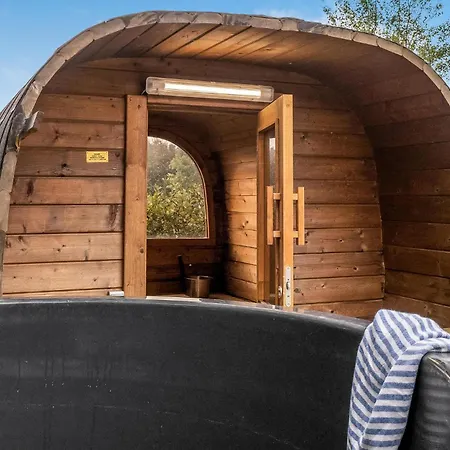 4 Bedroom Awesome In Holiday home